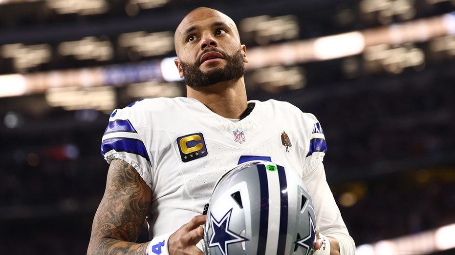 Cowboys coach reacts to Dak Prescott's broken engagement, says NFL star is in a 'good spot' after split Education Melbourne