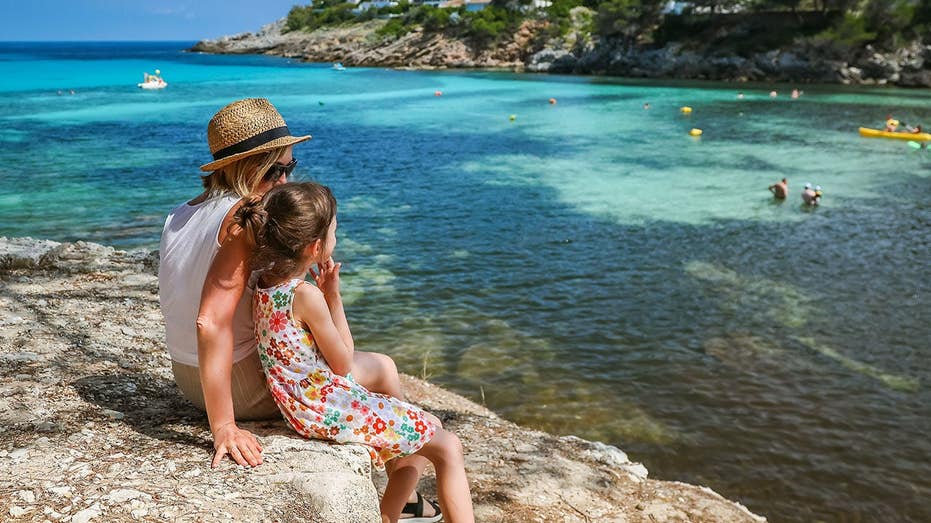Popular vacation hot spots slap limits on tourist rentals, driving and more to protect 'stunning' spaces Education Melbourne